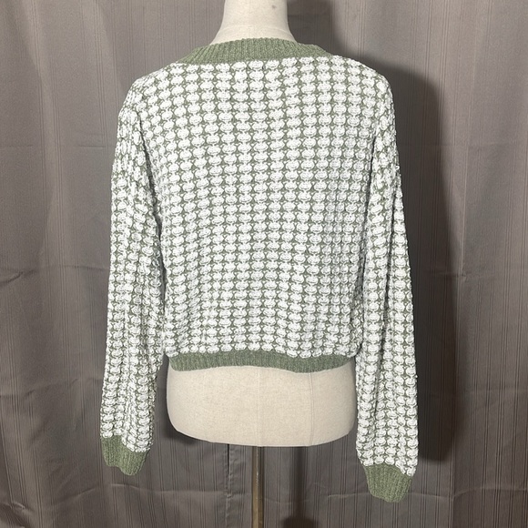 PINK ROSE White and Green Patterned Sweater - Picture 3 of 5